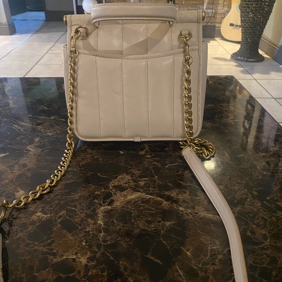 Coach leather purse - Picture 2 of 3